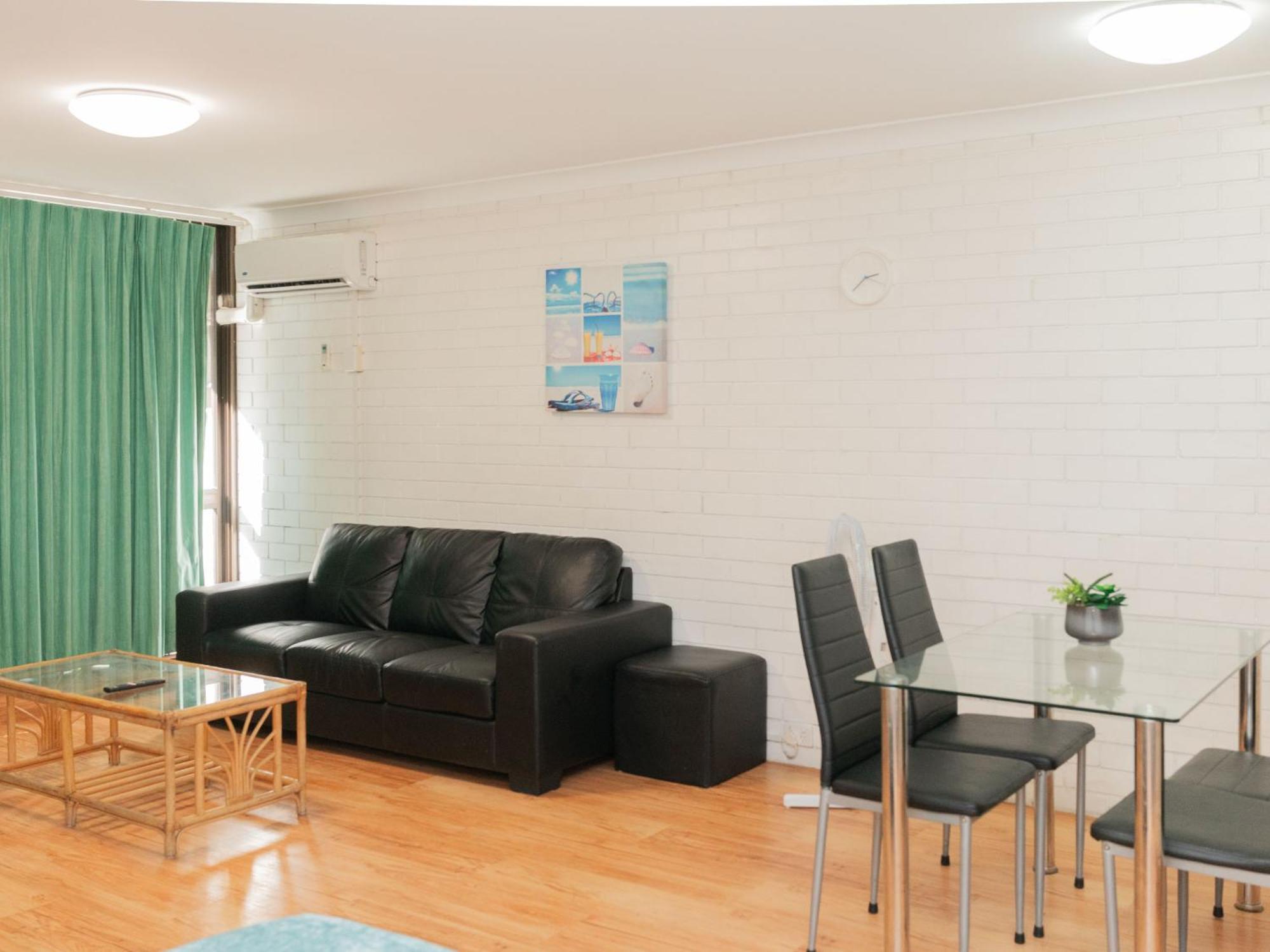 Aparthotel Trickett Gardens 3*