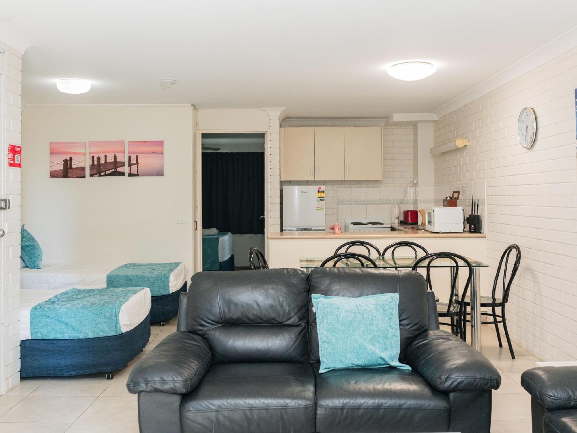 Aparthotel Trickett Gardens 3*